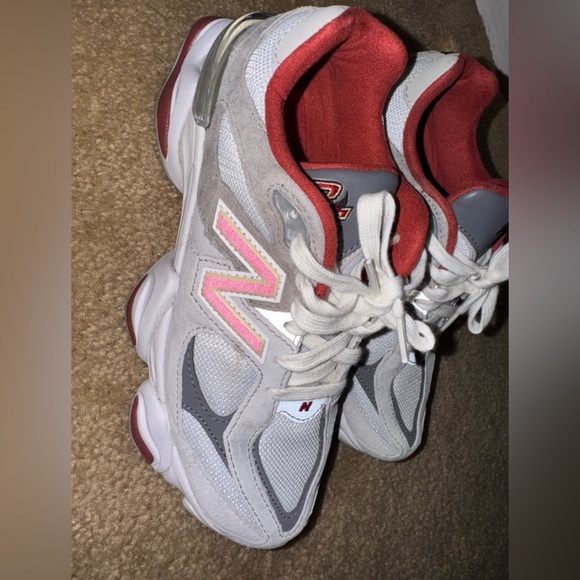 New Balance 9060 Boston College “Eagles” 8 (women’s) - Picture 12 of 16